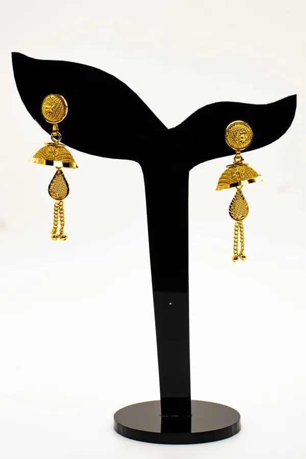 24_Karat_Gold_Jhumka_Earring_For_Women