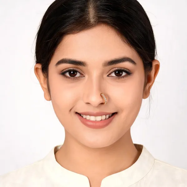Gold_Nose_Pin_For_Women
