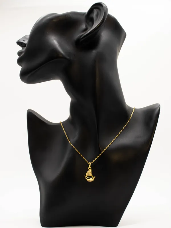 Gold_Tone_Pendant_With_16_In_Chain_For_Women