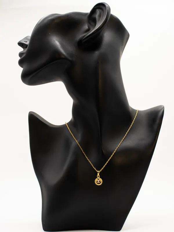 Gold_Tone_Pendant_With_16_In_Chain_For_Women