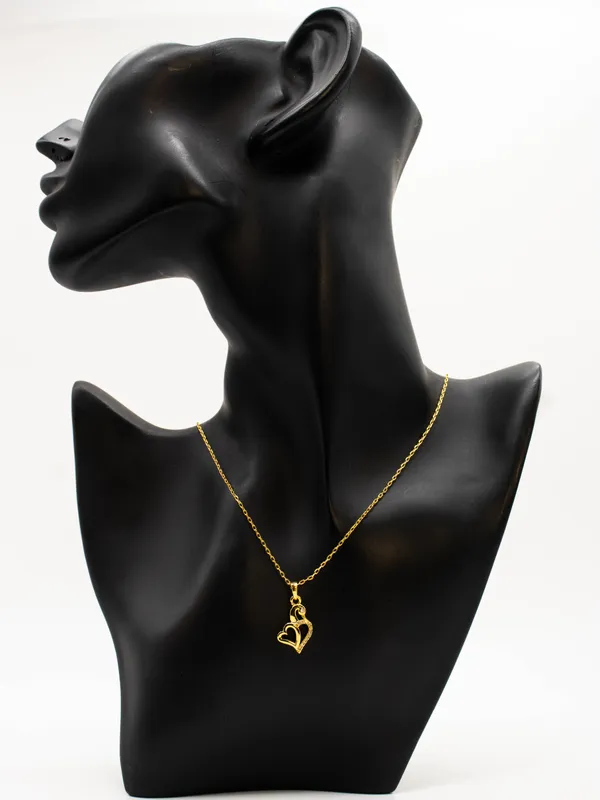 Gold_Tone_Pendant_With_16_In_Chain_For_Women