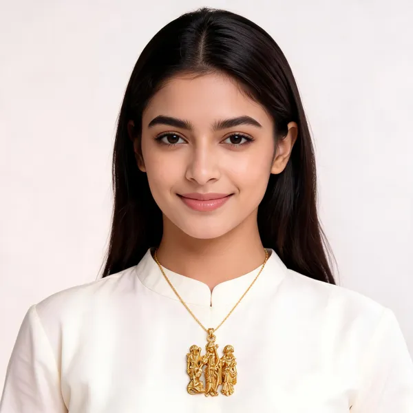 Gold_Pendant_For_Women