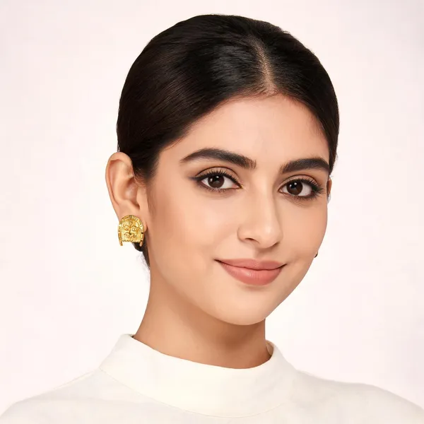 Gold_Stud_Tap_Earring_For_Women