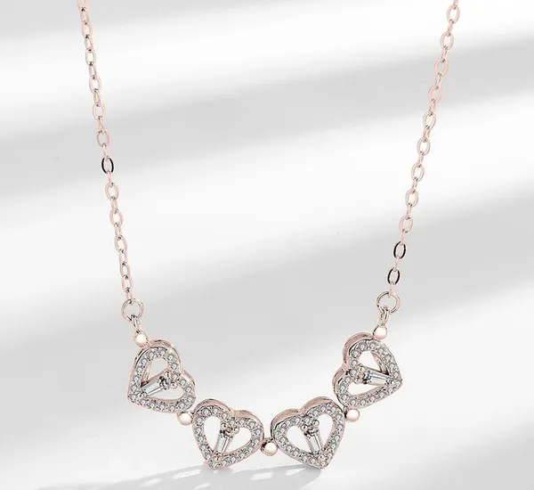 Gold_Stainless_Steel_Heart_Pendant_Necklace