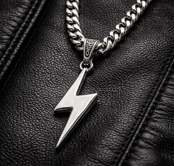 Silver_Stainless_Steel_Flash_Pendant_Necklace