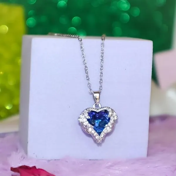 Silver_Blue_Stainless_Steel_Pendant_Necklace