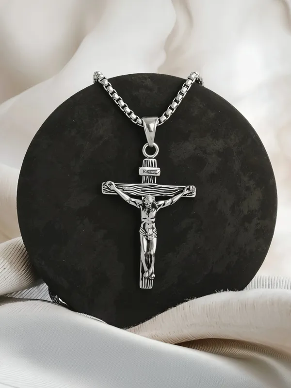 Silver_Stainless_Steel_Jesus_Pendant_Necklace