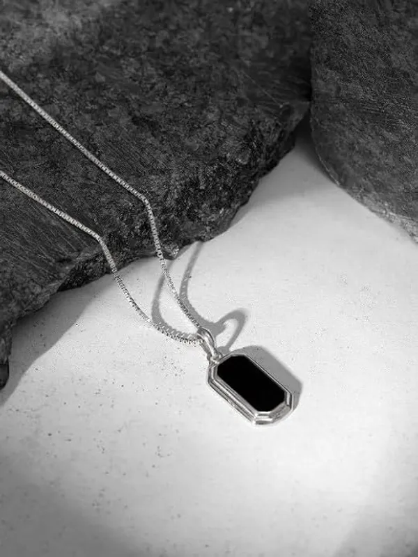 Silver_Black_Stainless_Steel_Pendant_Necklace
