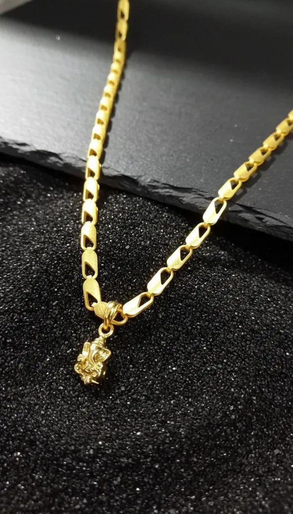 Gold_Stainless_Steel_Ganesha_Pendant_Necklace
