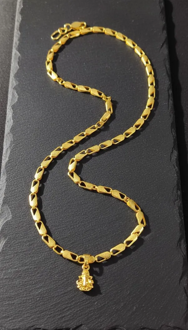 Gold_Stainless_Steel_Ganesha_Pendant_Necklace