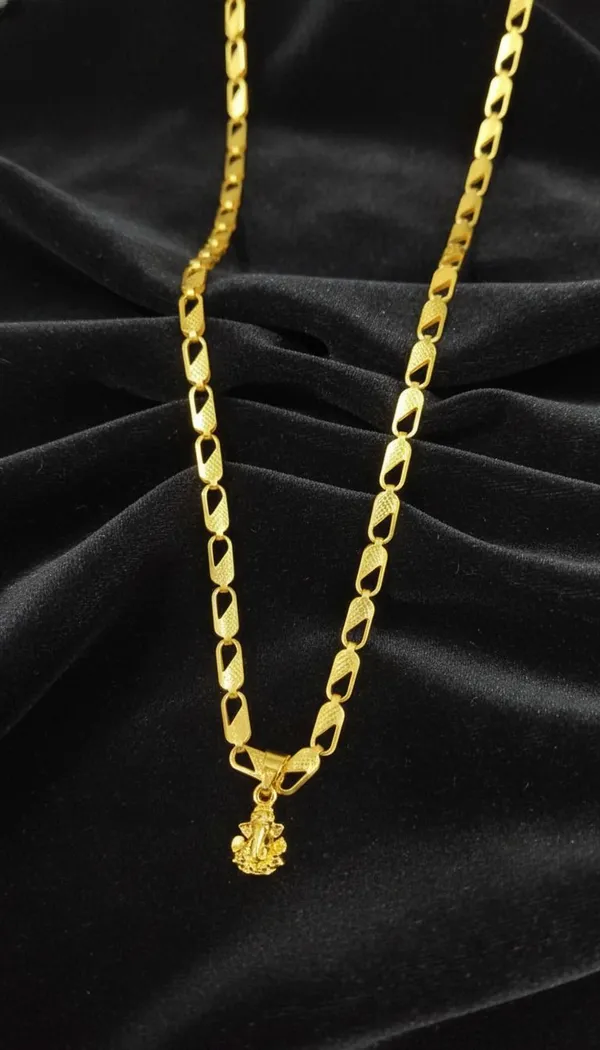 Gold_Stainless_Steel_Ganesha_Pendant_Necklace