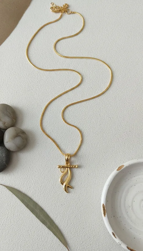 Gold_Stainless_Steel_Krishna_Bansuri_Pendant_Necklace