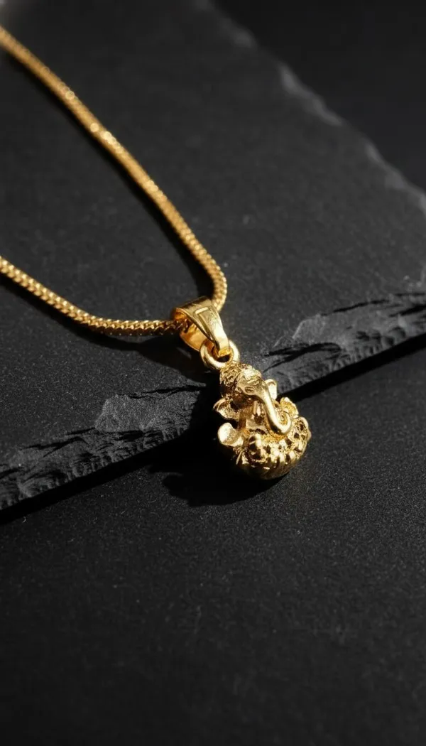 Gold_Stainless_Steel_Ganesha_Pendant_Necklace