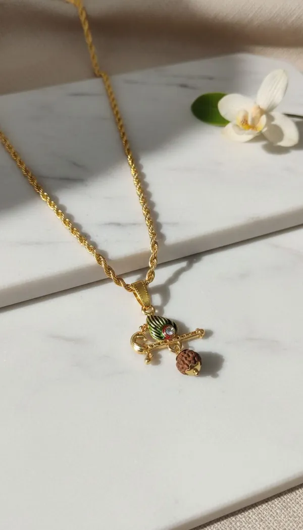 Gold_Stainless_Steel_Krishna_Flute_Mor_Pankh_Pendant_Necklace
