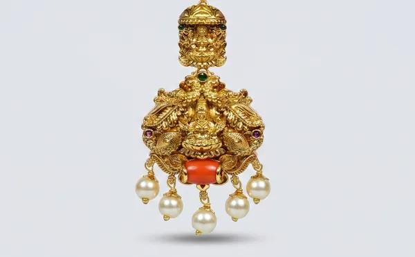Gold_Tone_Nakshi_Polish_Pearl_Drop_Maang_Tika_For_Women
