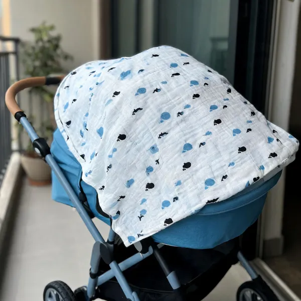 White_Printed_Stroller_Shade_-_110_X110_Cm_Whale_Swaddle
