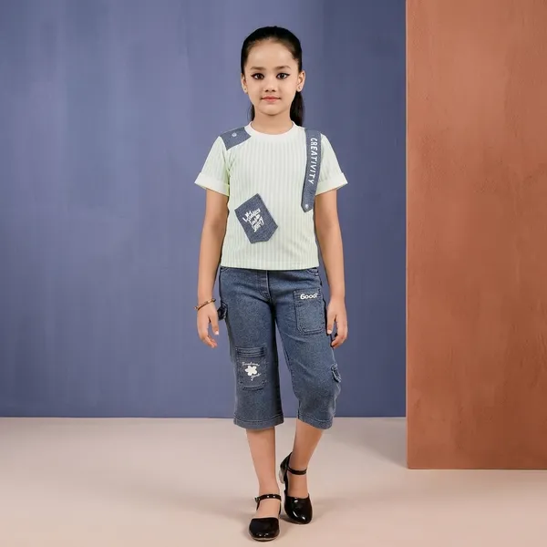 Green_Ribbed_Panel_Top_With_Denim_Cargo_Capri_For_Girls