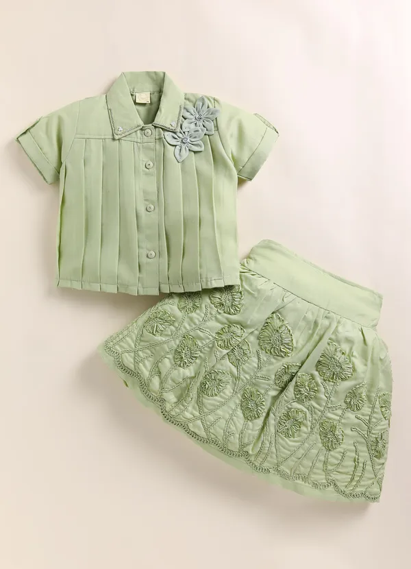 Green_Cotton_Embroidered_Shirt_Skirt_Set_For_Girls