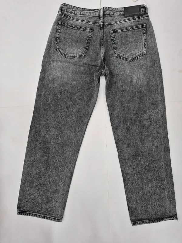Grey_Denim_Baggy_Fit_Jeans_for_Men