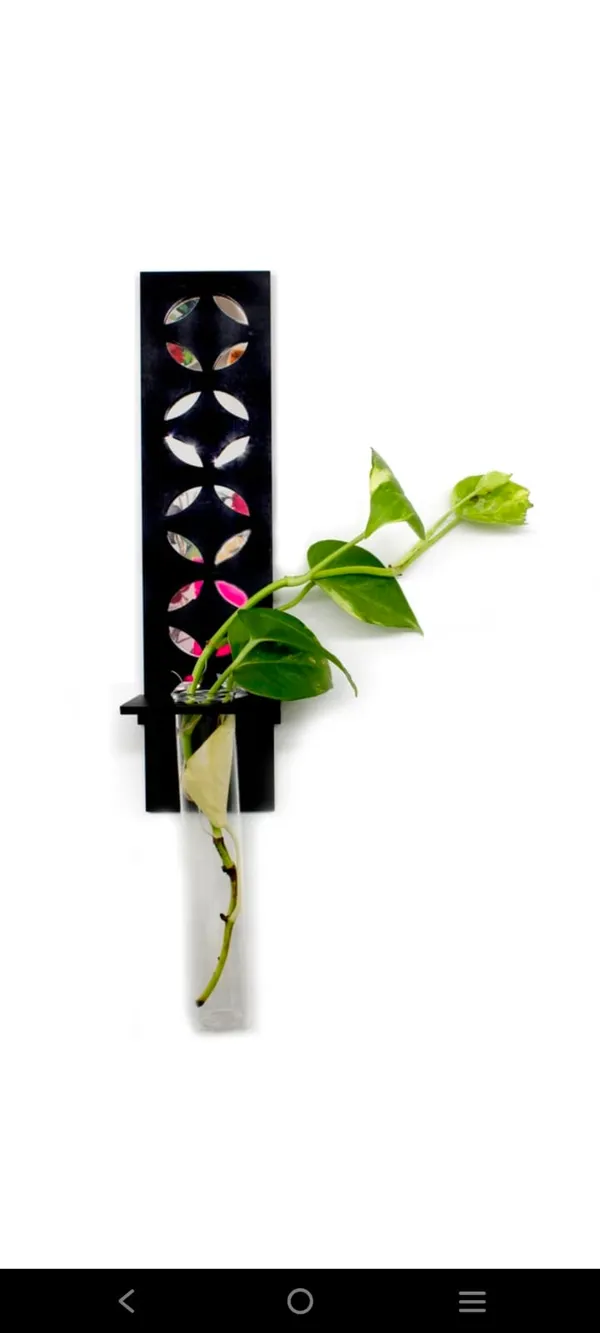 Metal_Decorative_Leaf_Cutout_Wall_Mounted_Test_Tube_Vase