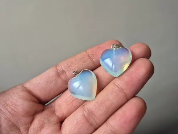 Sky_Blue_Mother_Of_Pearl_Heart_Pendant_For_Men
