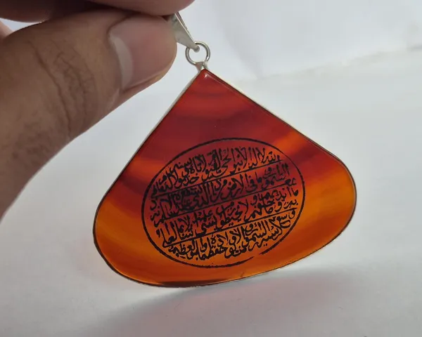 Orange_Agate_Stone_Ayatul_Kursi_Engraved_Pendant_For_Men