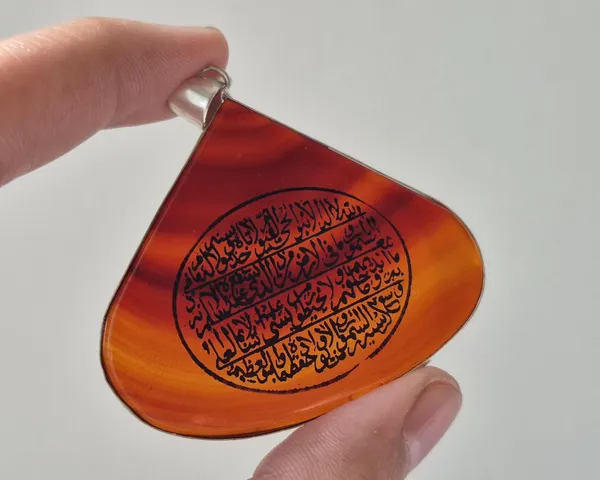 Orange_Agate_Stone_Ayatul_Kursi_Engraved_Pendant_For_Men