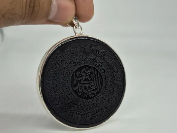 Black_Agate_Sterling_Silver_Ayatul_Kursi_Pendant_For_Men