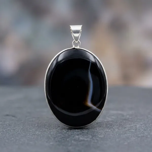 Black_Suleimani_Agate_Handcrafted_Pendant_For_Men