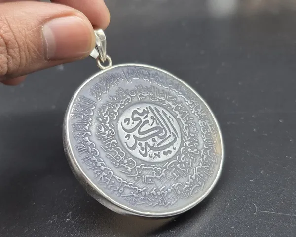 White_Agate_925_Sterling_Silver_Ayatul_Kursi_Pendant_For_Men