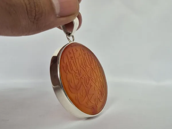 Maroon_Agate_Silver_Kalima_Shahada_Engraved_Pendant_For_Men