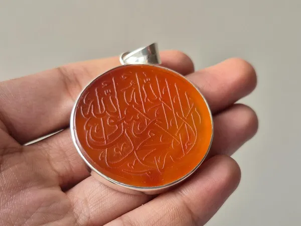 Maroon_Agate_Silver_Kalima_Shahada_Engraved_Pendant_For_Men