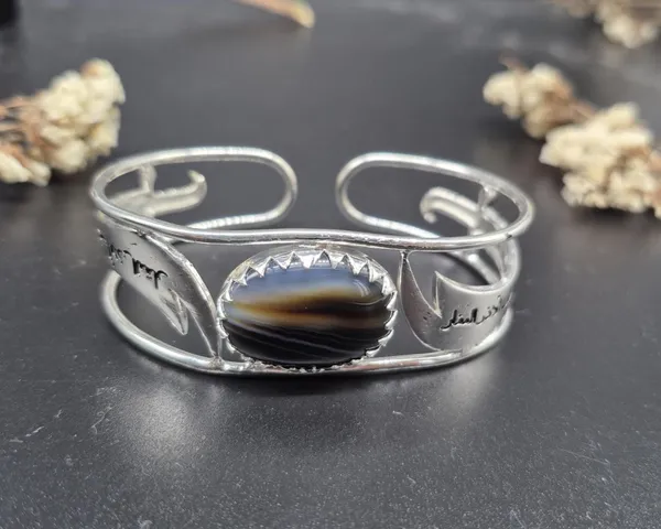Black_And_Silver_Agate_Zulfiqar_Sword_Engraved_Adjustable_Bracelet_Unisex
