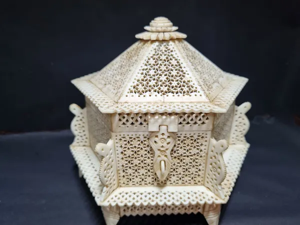 White_Camel_Bone_Jali_Work_Engraved_Jewelry_Box