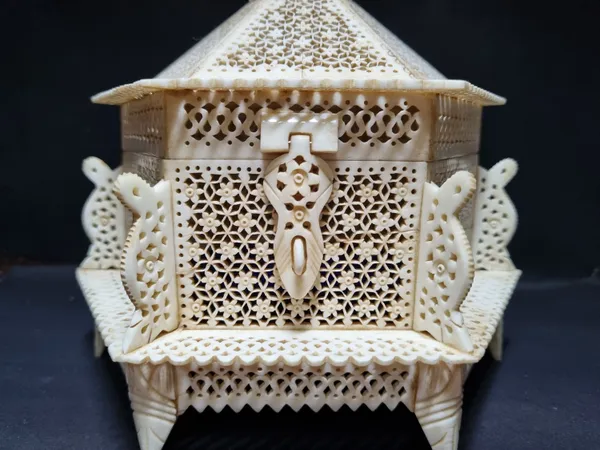 White_Camel_Bone_Jali_Work_Engraved_Jewelry_Box