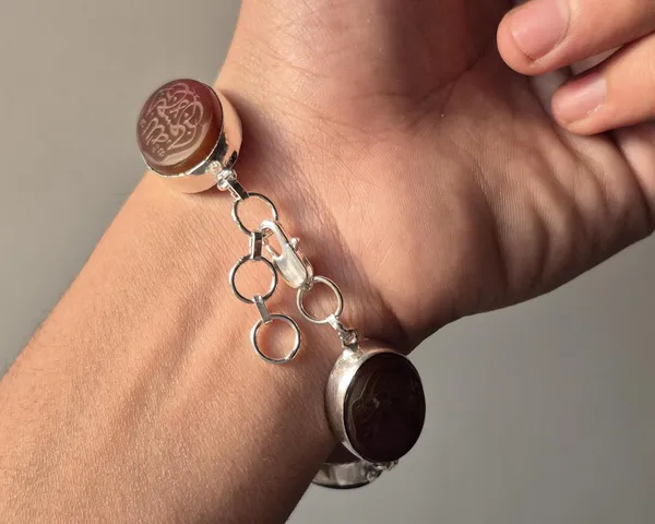 Maroon_Agate_Brass_Arabic_Calligraphy_Islamic_Bracelet_For_Unisex