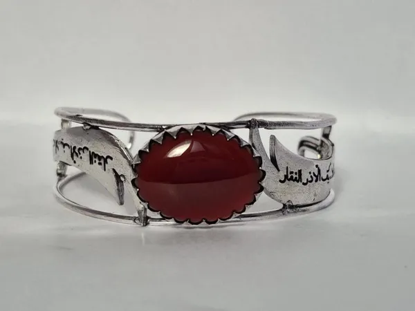 Maroon_Agate_Silver_Plated_Zulfiqar_Sword_Bangle_For_Unisex