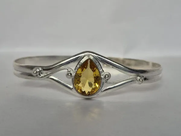 Yellow_Citrine_Stone_Adjustable_Cuff_Bangle_For_Women