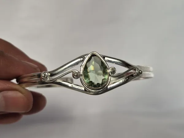 Silver_And_Green_Agate_Stone_Adjustable_Bracelet_For_Men_And_Women
