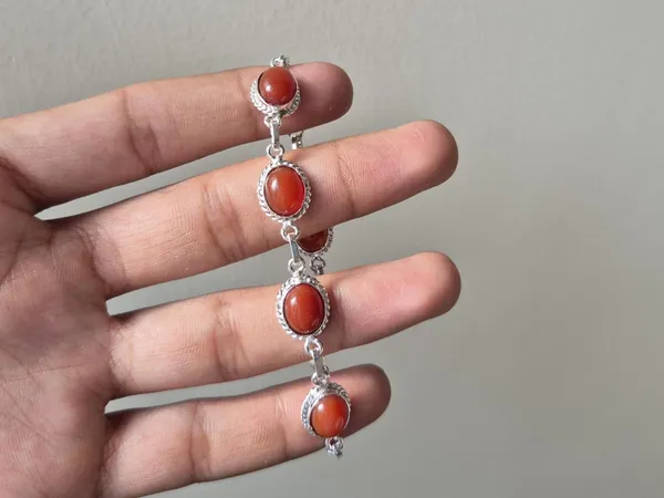 Maroon_Agate_Adjustable_Aqeeq_Bracelet_For_Men_And_Women
