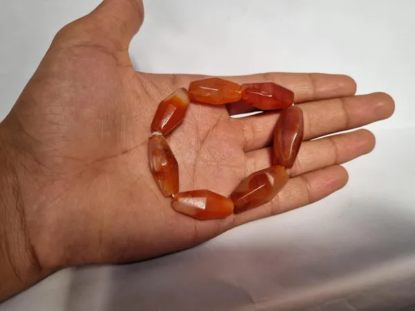 Maroon_Carnelian_Agate_Beaded_Bracelet_For_Unisex