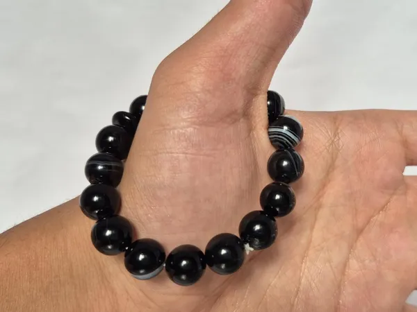 Black_Sulemani_Agate_Round_Beaded_Bracelet_For_Unisex
