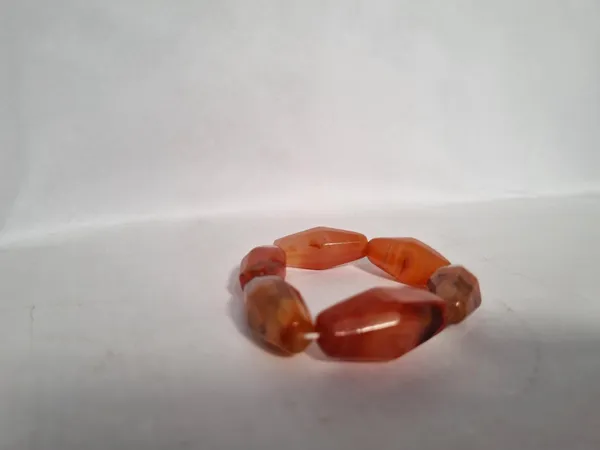 Maroon_Carnelian_Agate_Beaded_Stone_Bracelet_For_Unisex