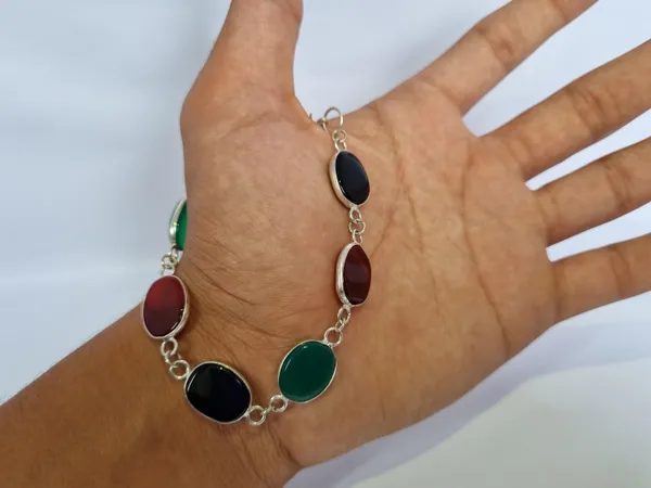 Multicolour_Agate_Stone_Beaded_Aqeeq_Bracelet_For_Unisex