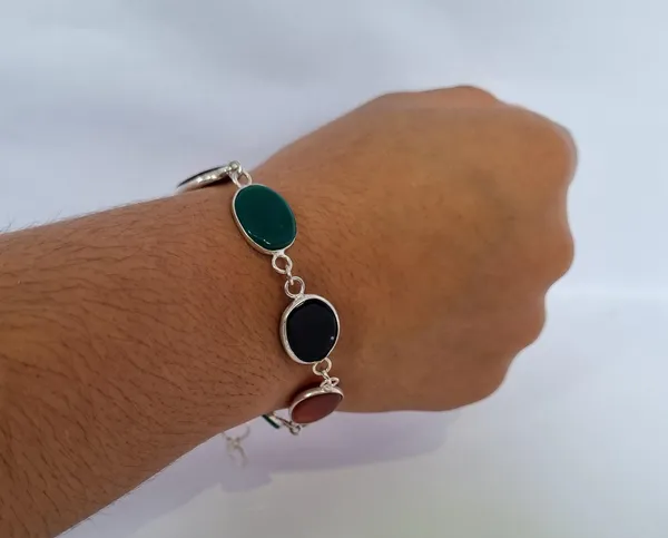 Multicolour_Agate_Stone_Beaded_Aqeeq_Bracelet_For_Unisex