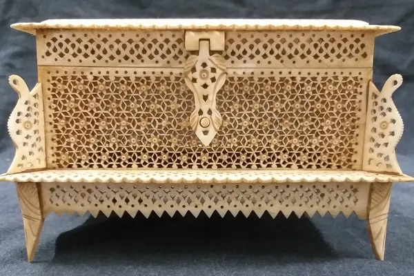 Camel_Bone_Mughal_Jali_Engraved_Jewelry_Box