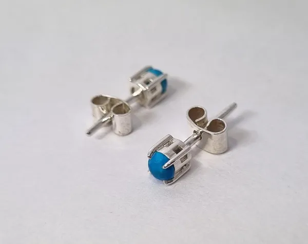 Sky_Blue_Turquoise_Sterling_Silver_Stud_Earrings_For_Women