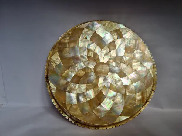 Mother_Of_Pearl_Mughal_Antique_Decorative_Plate