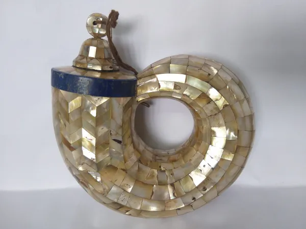 Mother_Of_Pearl_Antique_Handmade_Decorative_Powder_Flask