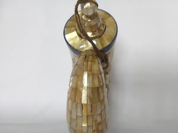 Mother_Of_Pearl_Antique_Handmade_Decorative_Powder_Flask